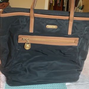 Michael Kors Kempton bag